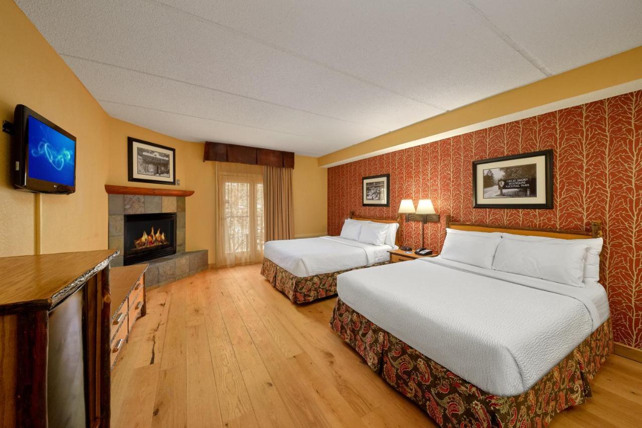 Bearskin Lodge On The River Gatlinburg Exterior foto